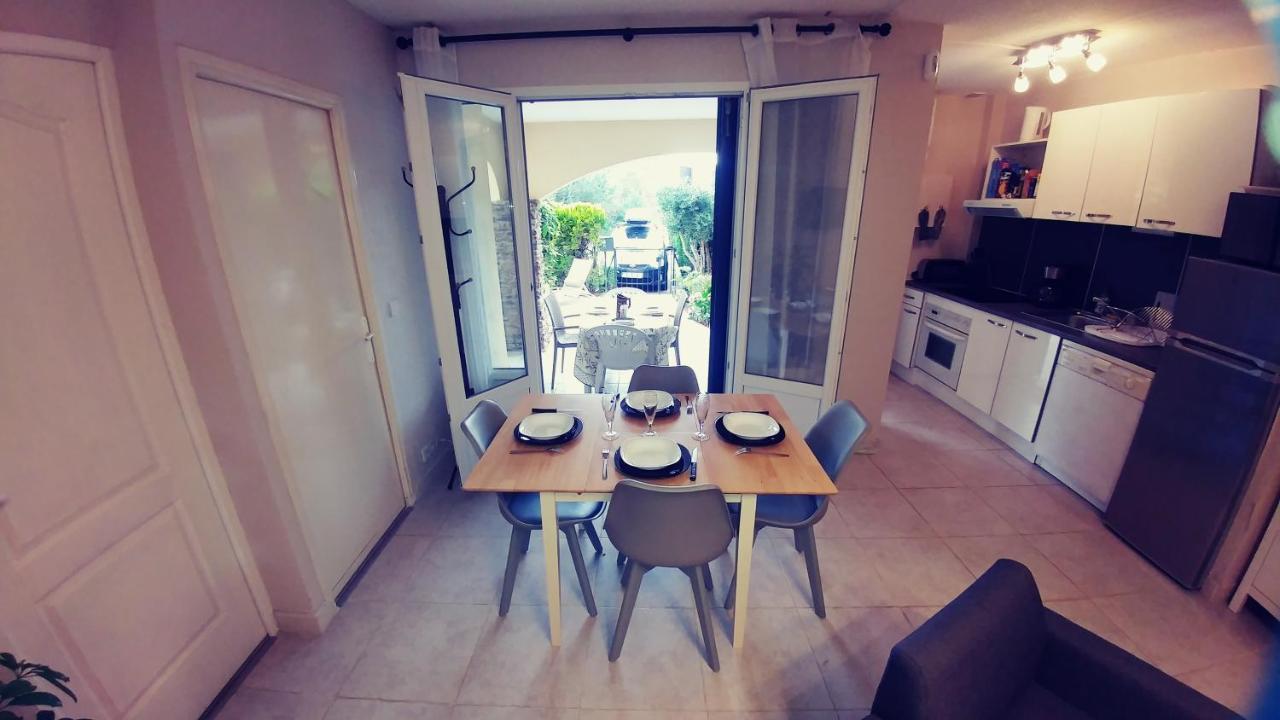 Agreable T3 Avec Jardin Et Parking Prive, A 350M Du Centre Ville Et Des Plages, Wifi, Remise Supplementaire De 10 Pourcent Pour Une Location A La Semaine Cavalaire-sur-Mer Eksteriør bilde
